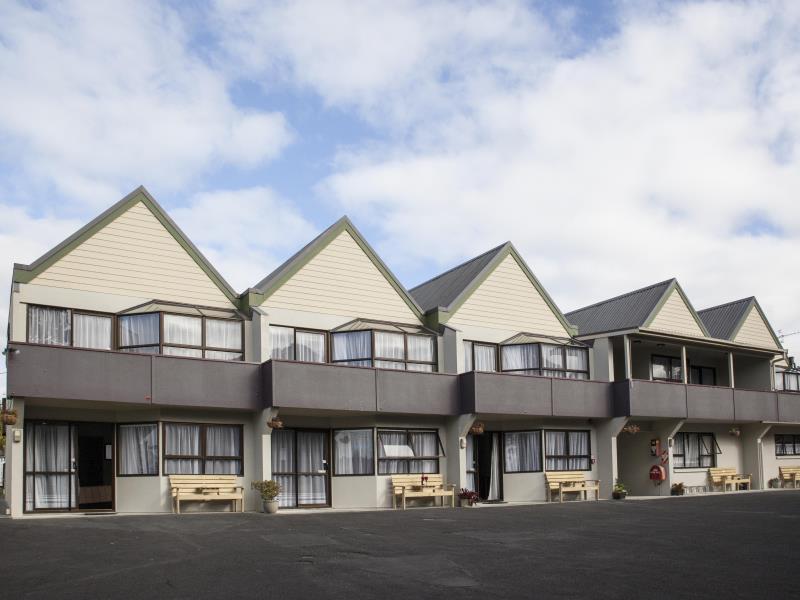 Pembrooke Motor Lodge Whangarei Exterior photo